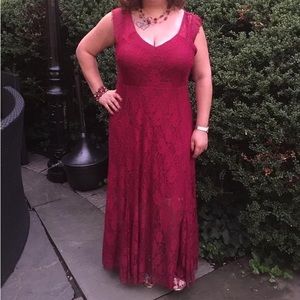 🌟Absolutely Stunning 🌟 Special Occasion Burgundy Torrid Dress Size 18